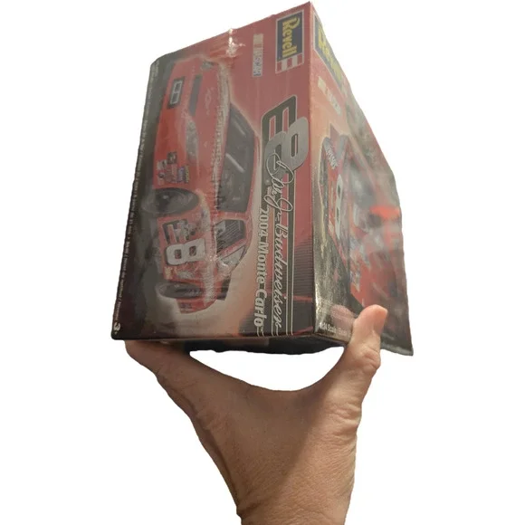 NASCAR NIB Revell Dale Earnhardt Jr. #8 Budweiser 2004 Monte Carlo Monogram